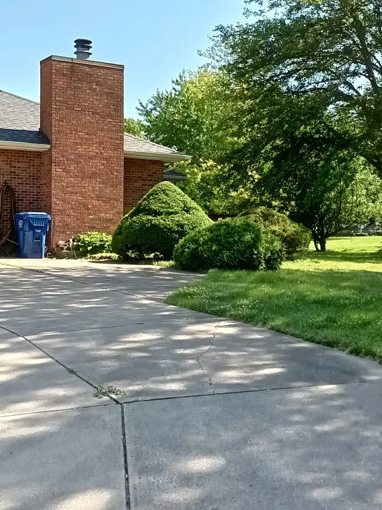 Local landscape installation in Davenport, IA by Lockett Lawn Care and Landscaping