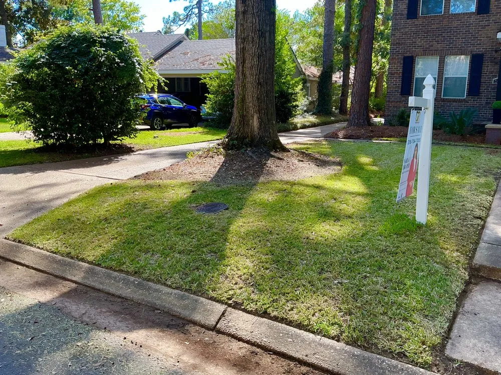 Custom yard maintenance in Alexandria, LA - Locketts Lawn Care