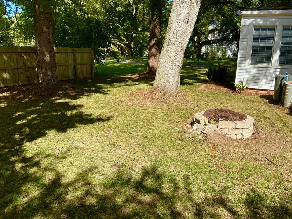 Local landscape design with custom design in Alexandria, LA by Locketts Lawn Care