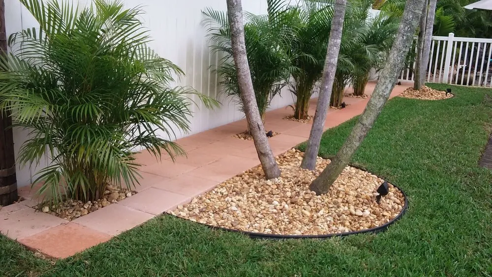 Expert yard maintenance for residential properties in Daytona Beach, FL by Locklear Landscaping