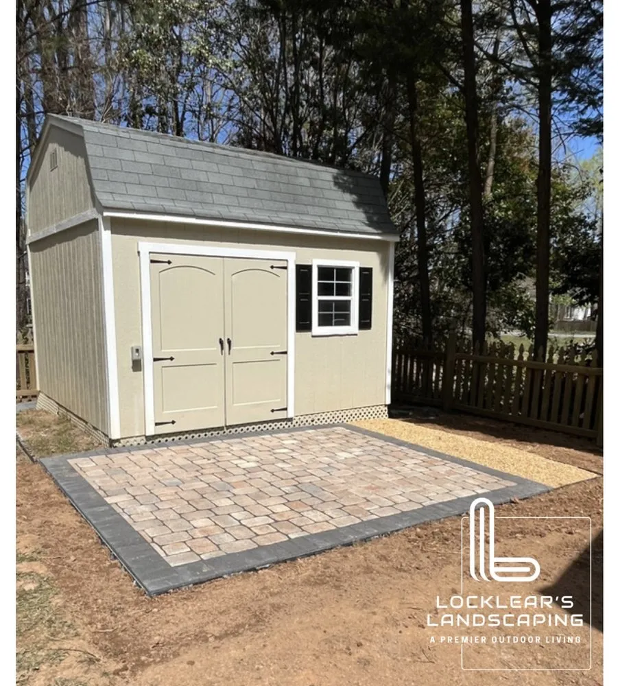 Professional yard cleanup service for homes in Wilmington, NC by Locklear's Landscaping