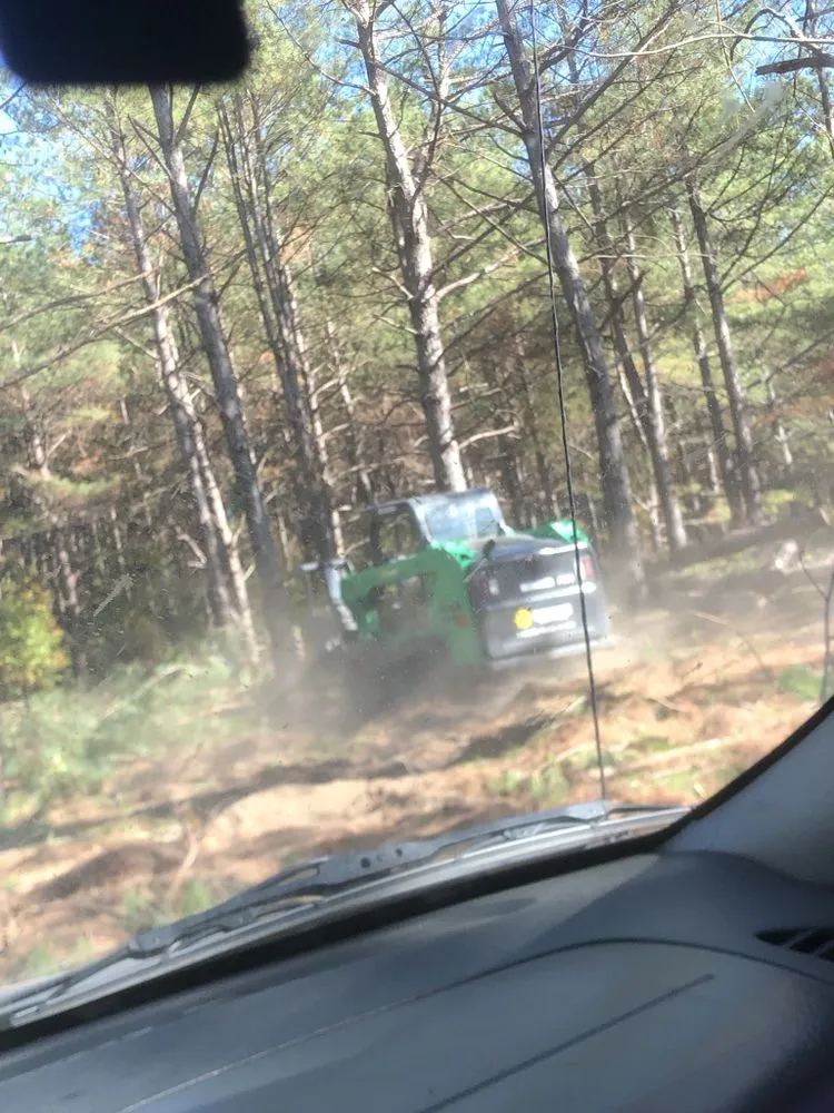 Reliable yard maintenance experts serving Hope Mills, NC - Locklears lot Clearing