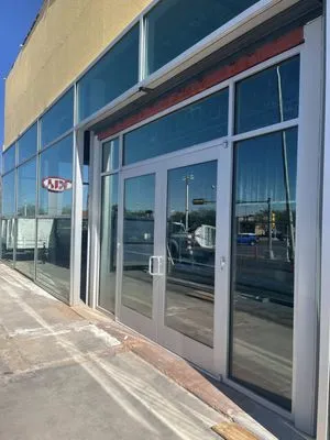 Lockwood Construction Company Logo