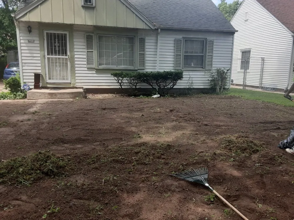 Top-rated residential landscaping in Milwaukee, WI - Lockwood n Son Lawn Care