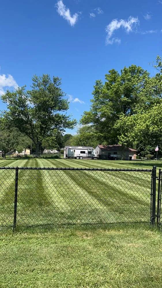 Top-rated yard maintenance in Pendleton, IN by LoCo Lawn & Outdoors