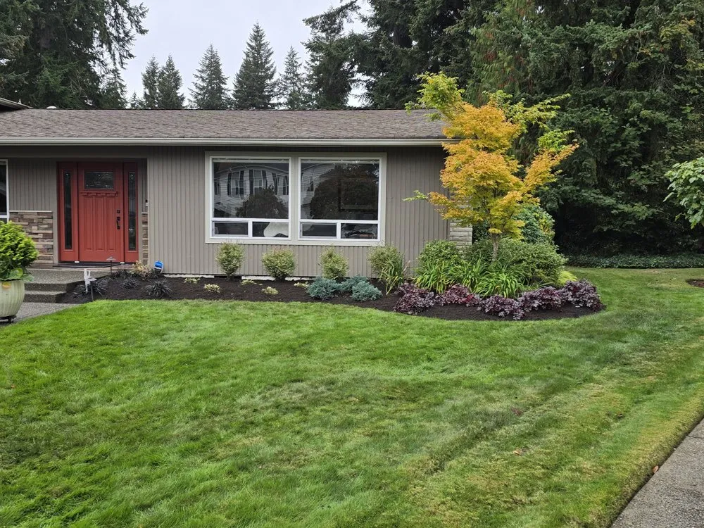 Custom landscaping services experts serving Kent, WA - LoCo’s Landscaping