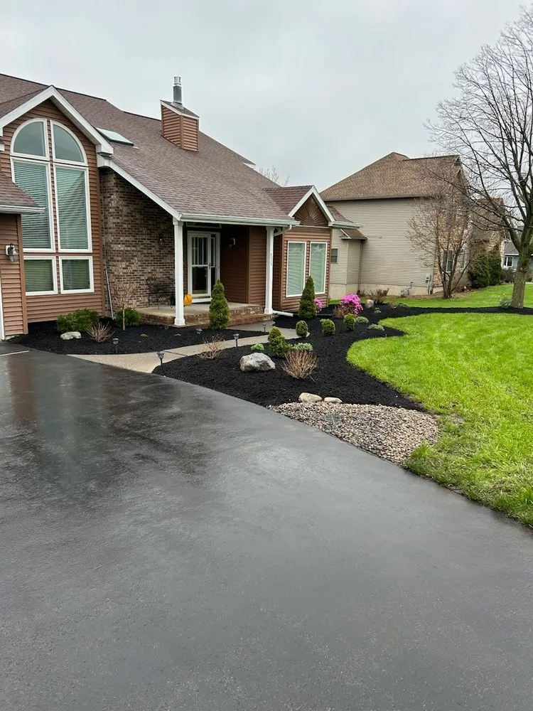 Reliable residential landscaping experts serving Auburn, NY - Locust Hill Landscaping