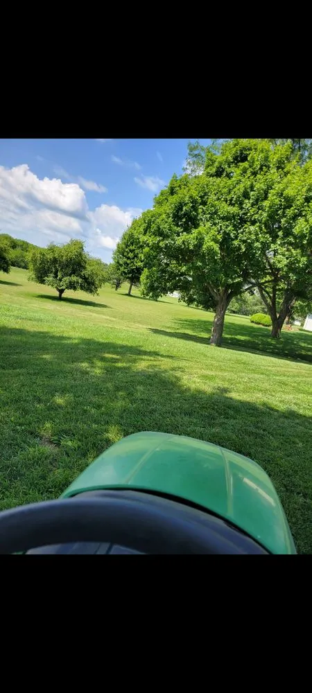 Reliable residential landscaping experts serving Maryville, MO - Loe Lawn & Landscape