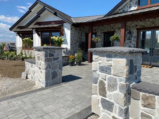 Loewen Greenhouses and Landscaping