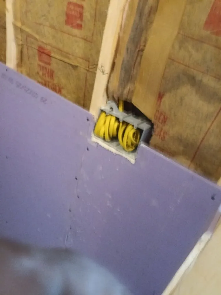 Professional garden landscaping in Lake Monticello, VA by Lofton's Contractor and Maintenance Technician Center