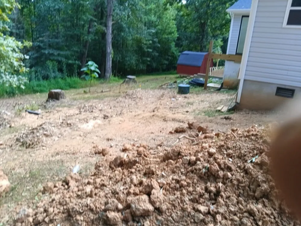 Custom yard maintenance in Lake Monticello, VA by Lofton's Contractor and Maintenance Technician Center