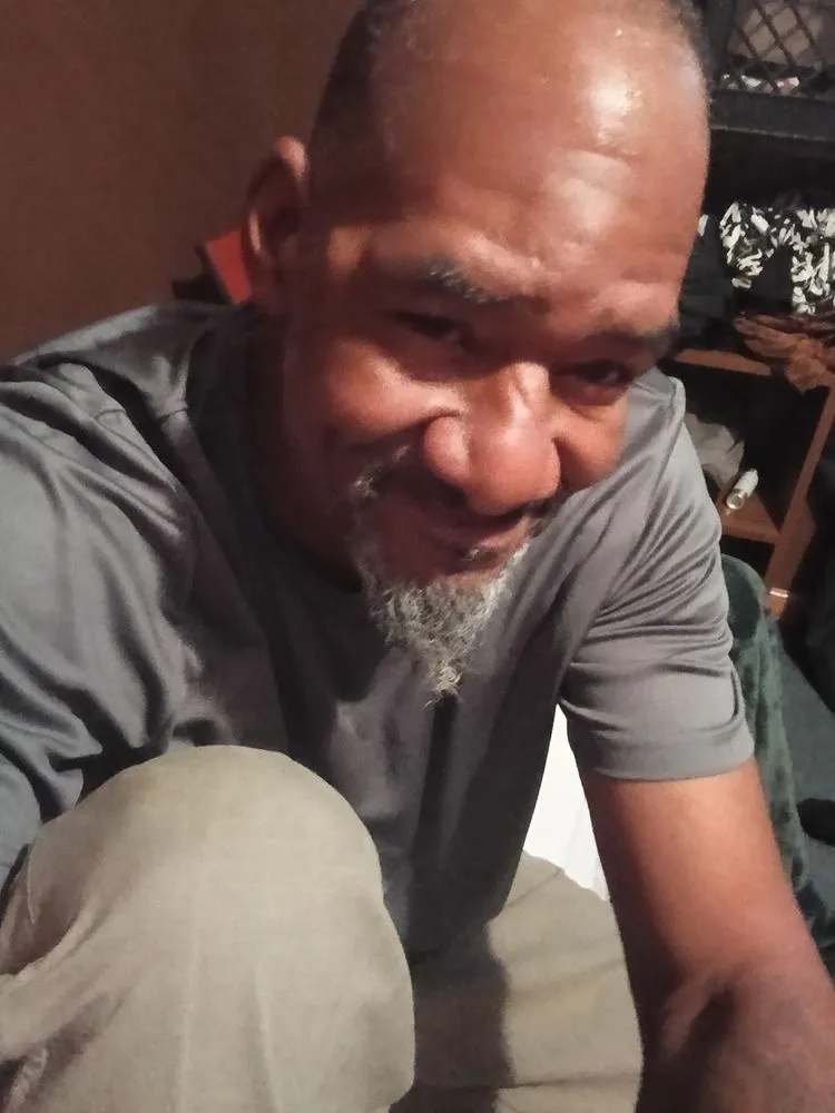 Trusted yard cleanup service experts serving Lake Monticello, VA - Lofton's Contractor and Maintenance Technician Center