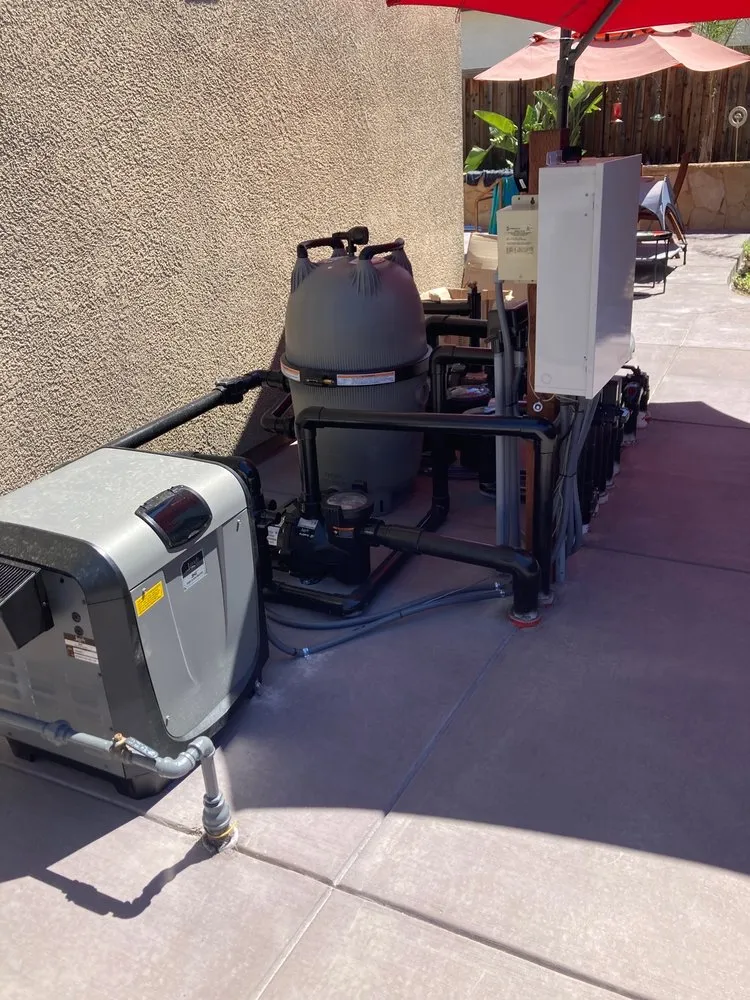 Custom lawn care service for homes in Brentwood, CA by Logan Pools