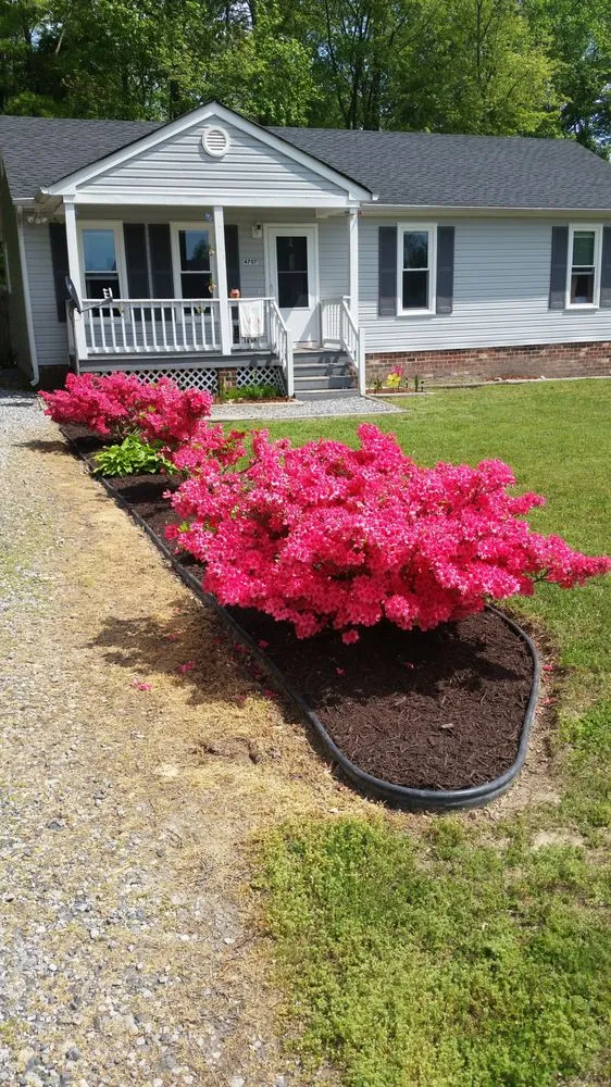 Top-rated landscaping services in Midlothian, VA by Logan's Landscaping