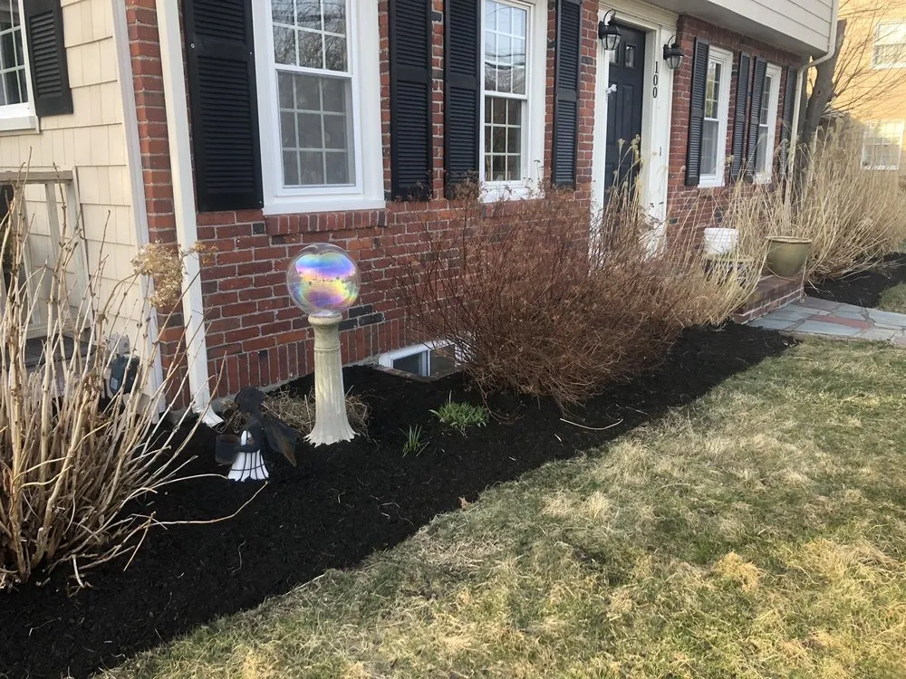 Top-rated residential landscaping experts serving Quincy, MA - Logan’s Landscaping