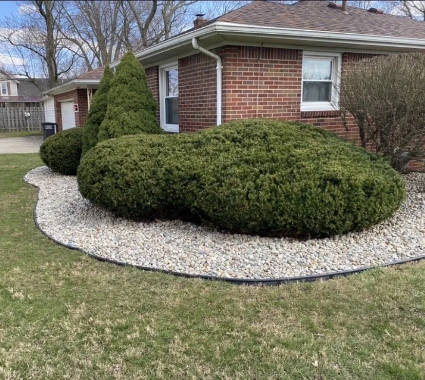 Trusted garden landscaping with custom design in Lambertville, MI by Logan’s Logs & Landscape