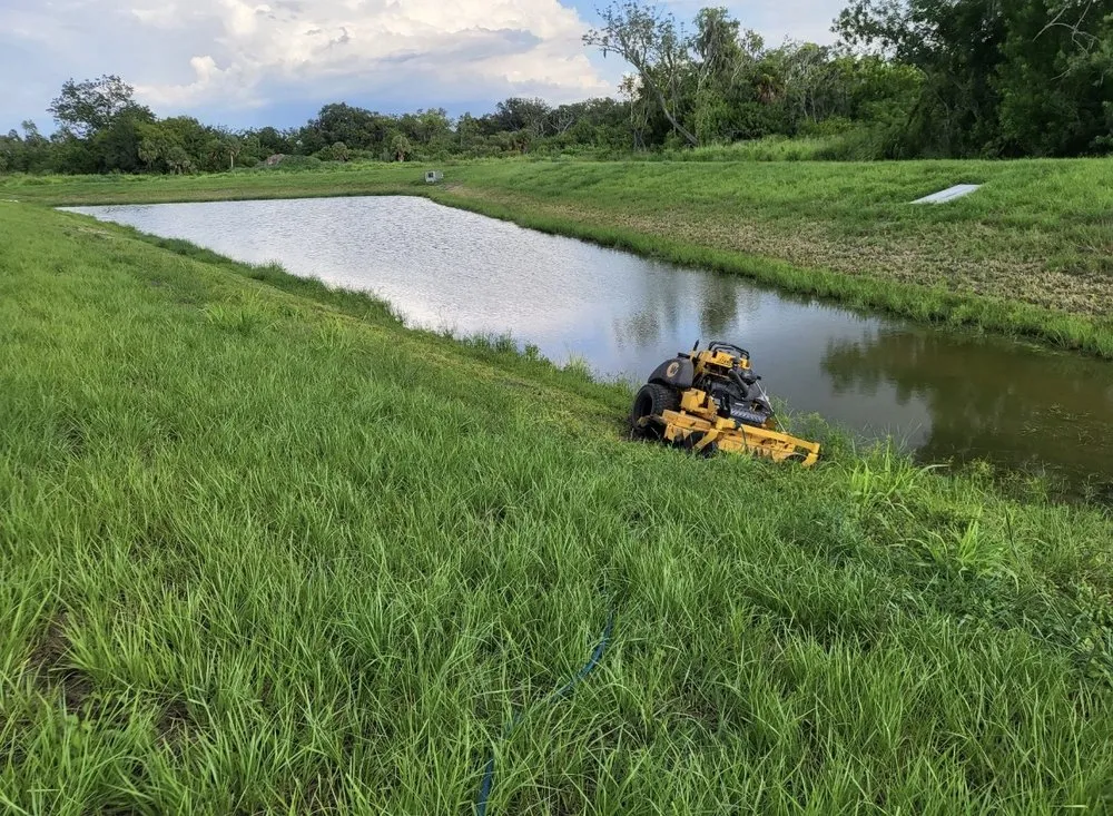 Reliable outdoor landscaping in Bradenton, FL by Logik Services