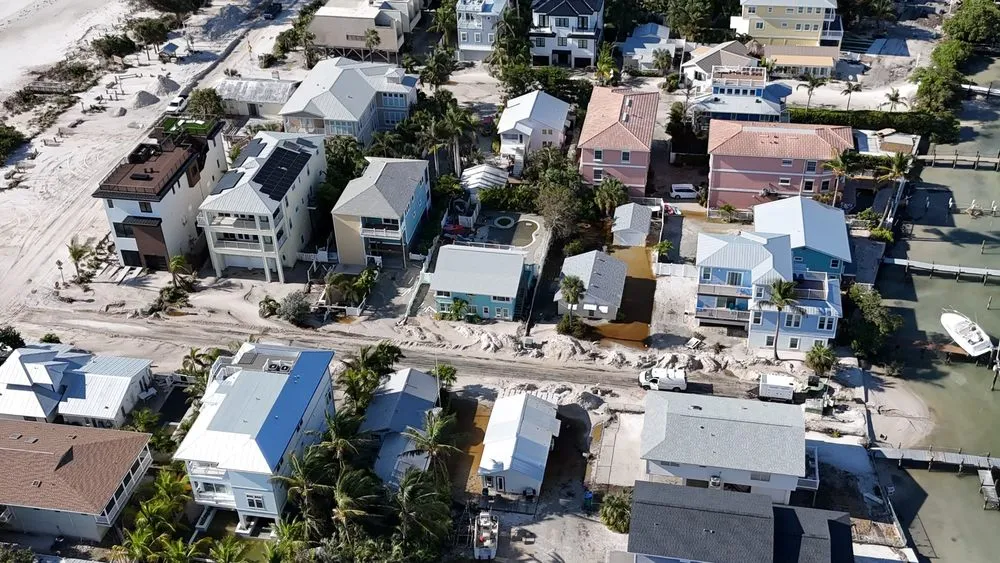 Expert garden landscaping in Bradenton, FL by Logik Services