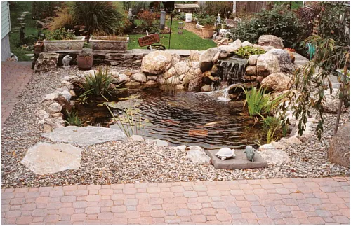 Local outdoor landscaping near you in Norwalk, CT by Loglisci Water Gardens