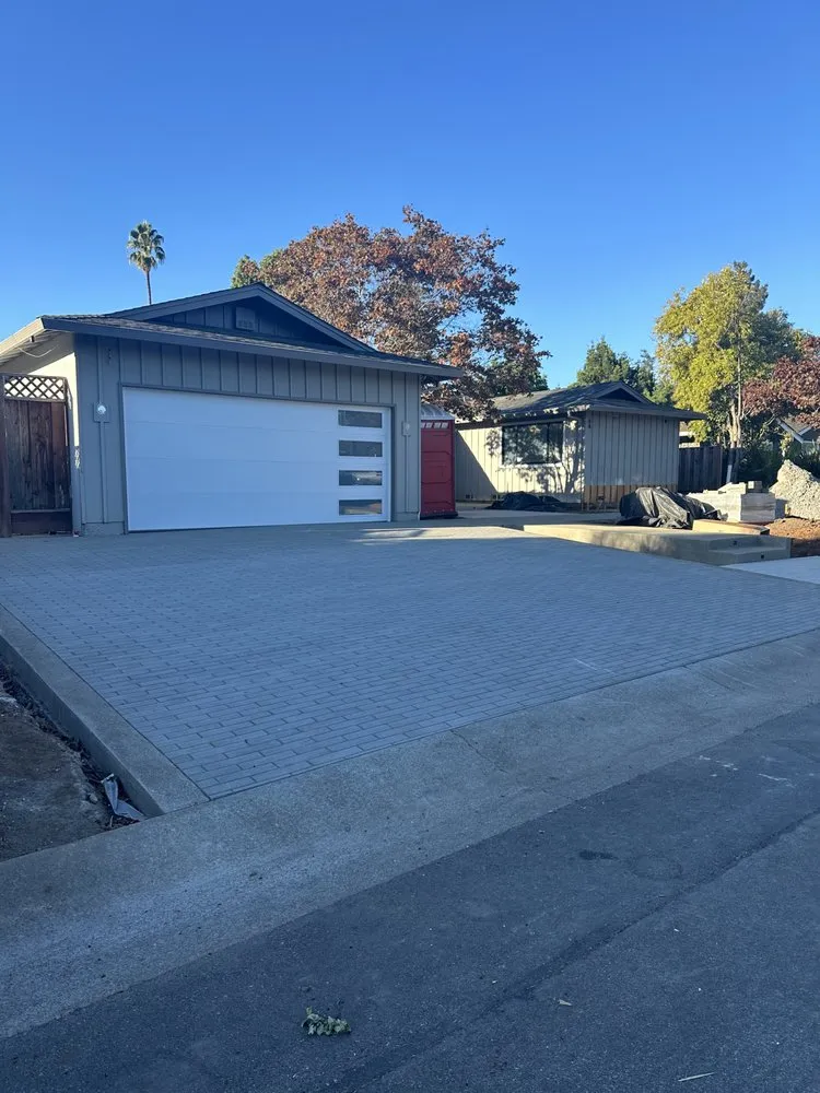 Local outdoor landscaping for year-round maintenance across San Mateo, CA - Loma Verde Gardens