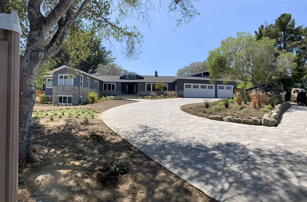 Professional outdoor landscaping in San Mateo, CA by Loma Verde Gardens