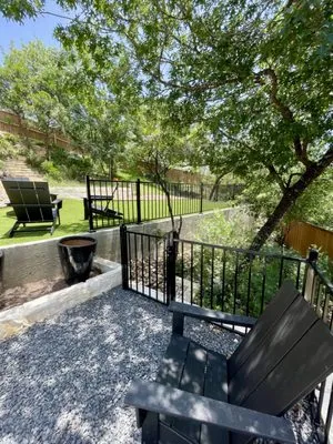 Loma Verde Landscapes and Hardscapes Logo