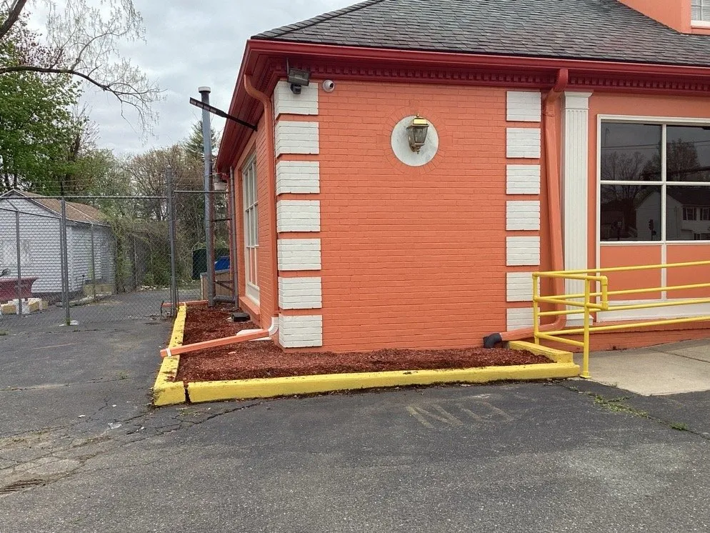 Reliable lawn care service for residential properties across Holyoke, MA - Lomas Landscaping