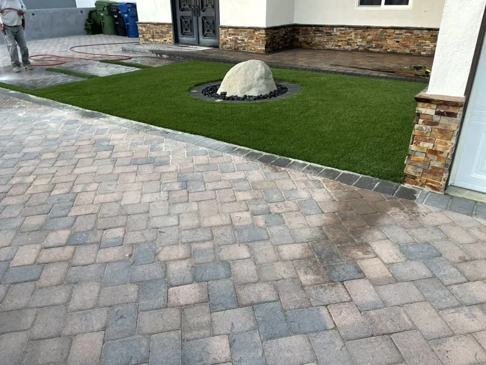 Reliable residential landscaping in Pacoima, CA - Lomas Verdes Landscaping