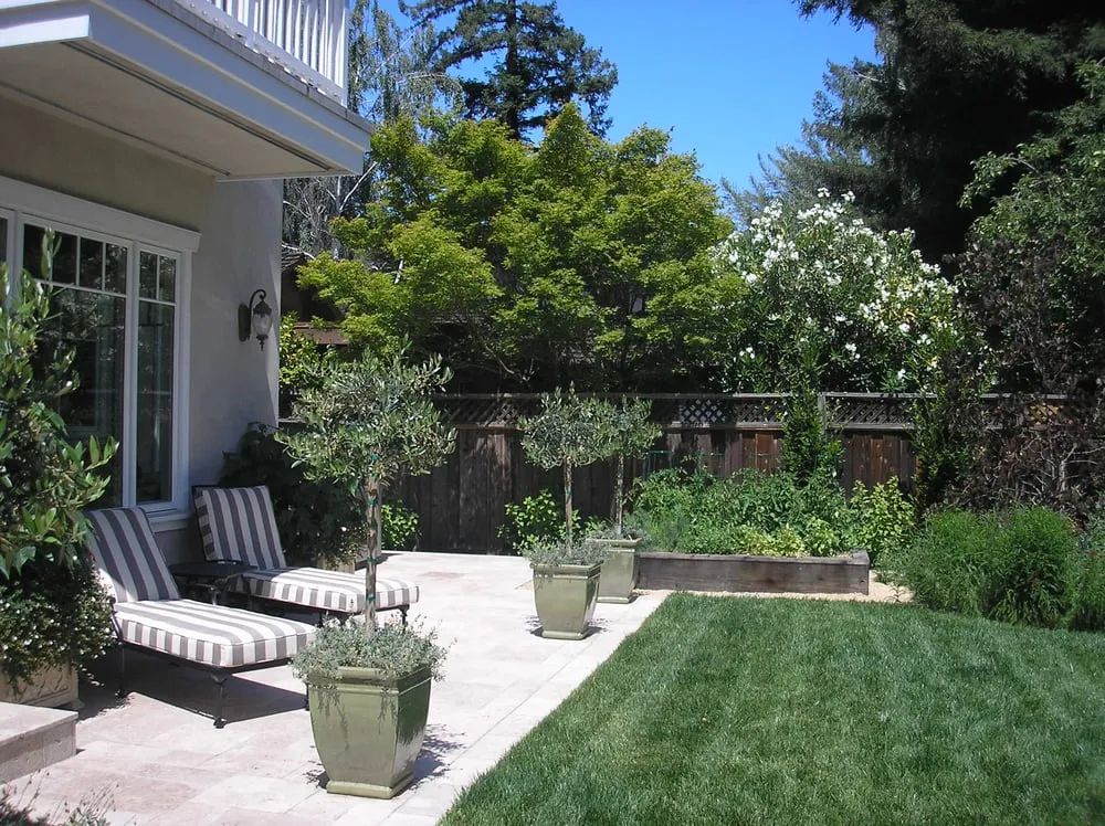 Trusted lawn mowing service for homes across Los Altos, CA - Lomax Landscaping