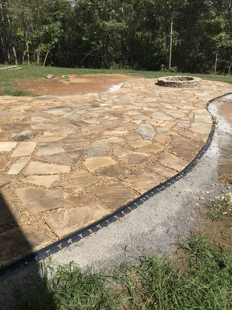 Trusted yard maintenance in Decatur, AL by Lombardi Landscapes