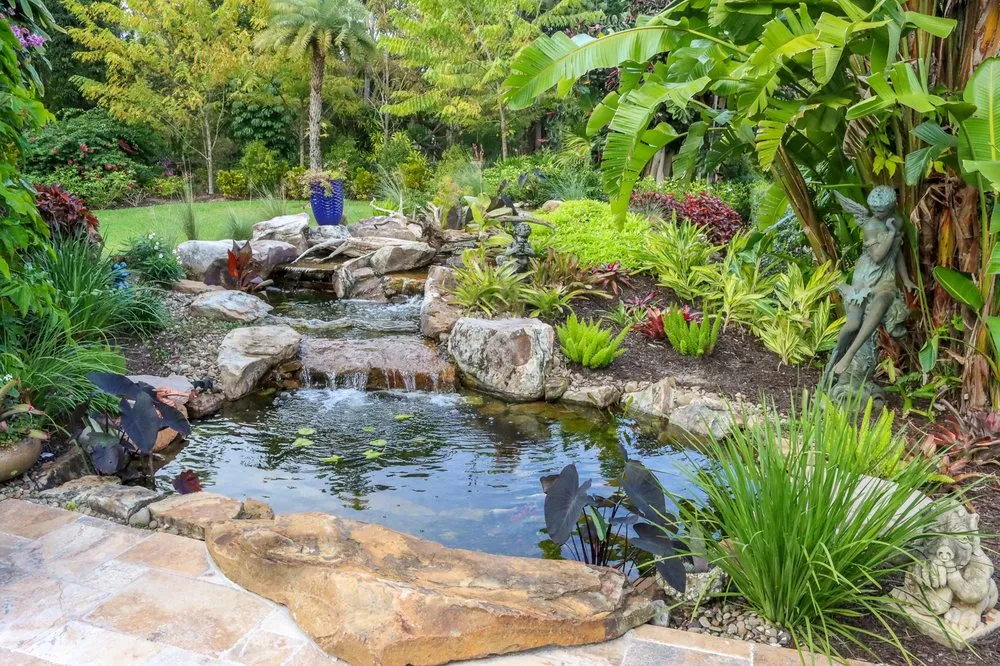 Top-rated lawn care service for year-round maintenance across Fort Myers, FL - Lombardo Landscaping