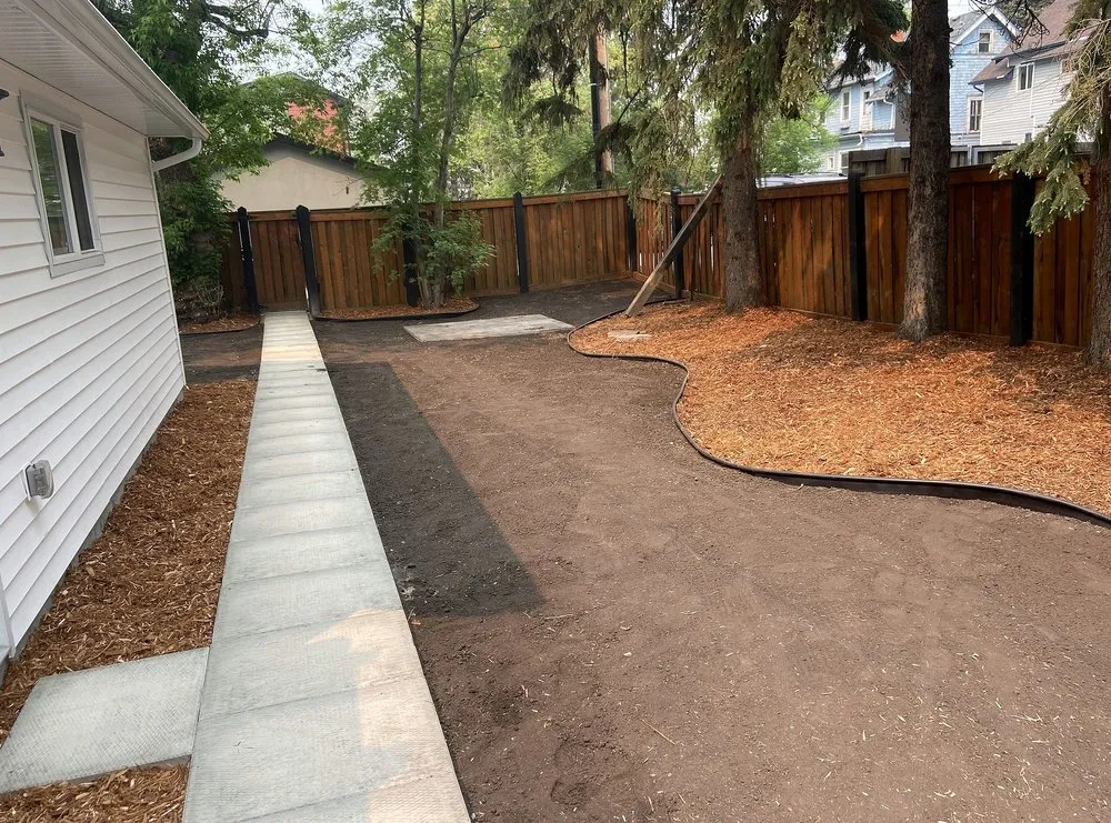 Expert landscaping services for beautiful yards across Fort Myers, FL - Lona Lawn Care