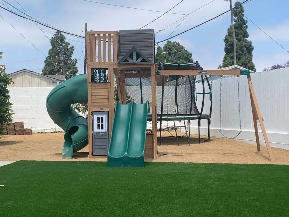 Reliable yard maintenance experts serving Gardena, CA - Lona's Gardening Service