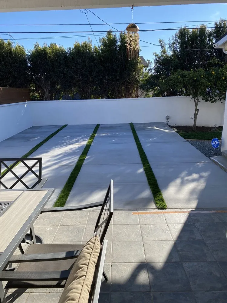 Local garden landscaping for year-round maintenance across Gardena, CA - Lona's Gardening Service