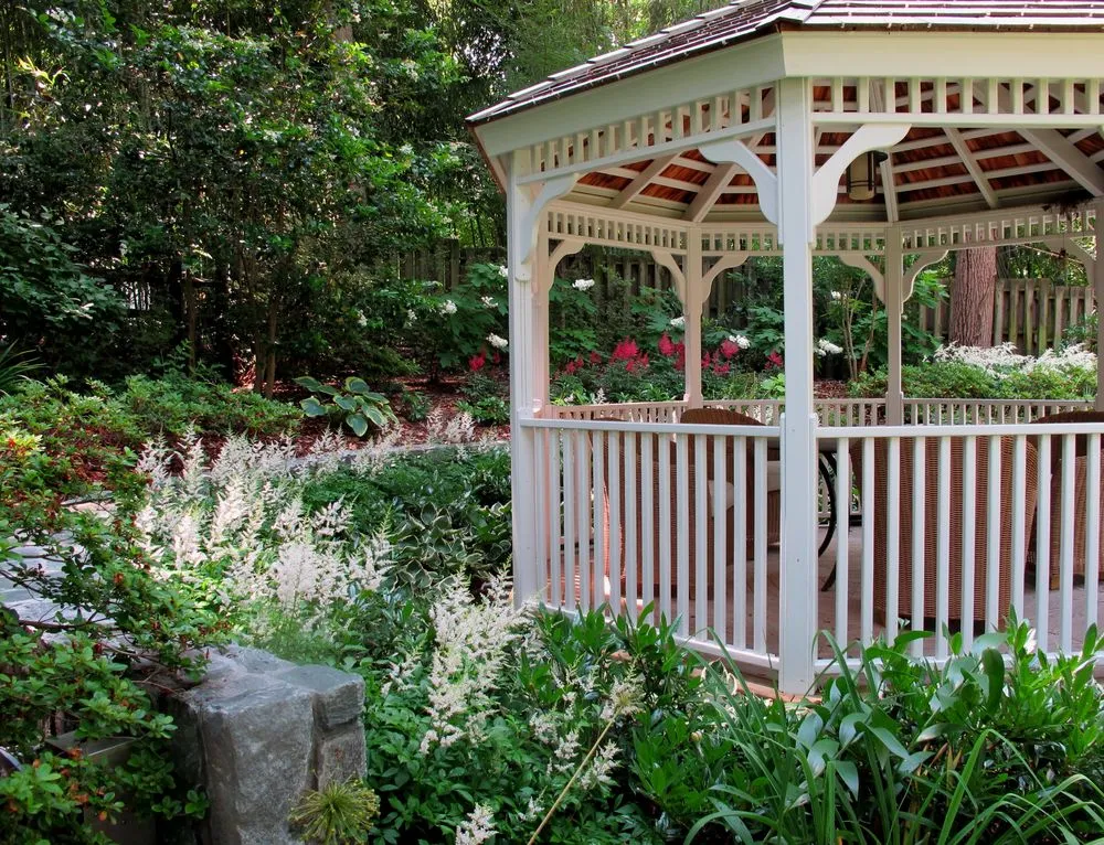 Reliable lawn mowing service in Bethesda, MD - London Landscapes