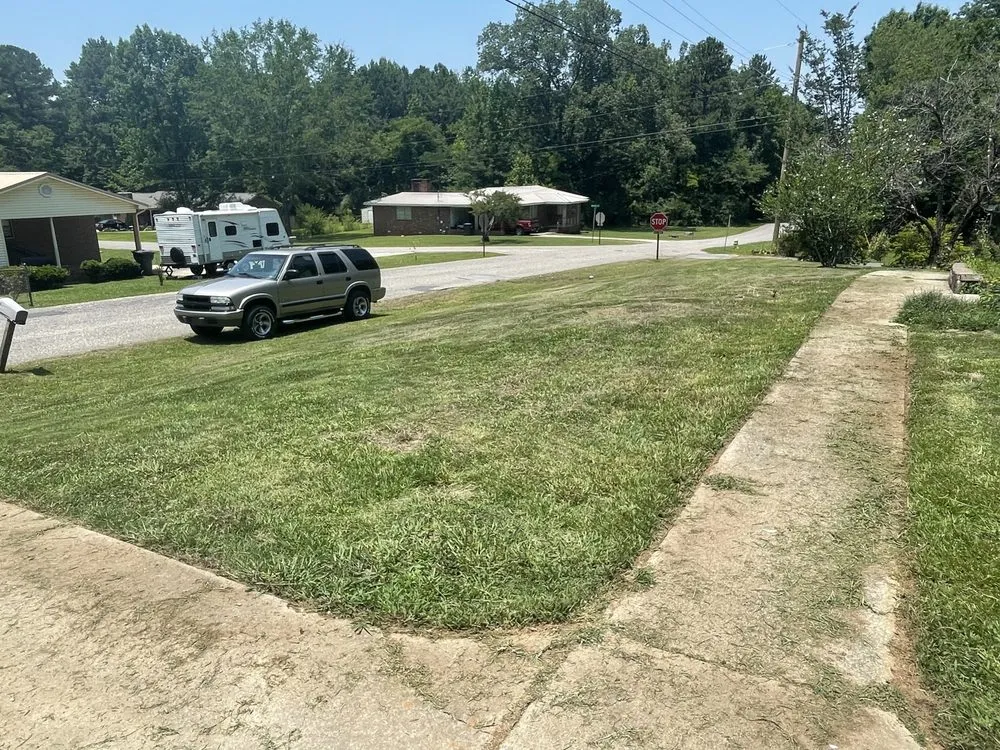 Trusted lawn care service for year-round maintenance across Phenix City, AL - Londons Lawn