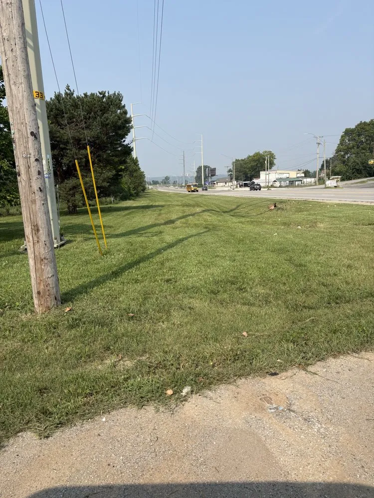 Trusted lawn mowing service in Lee's Summit, MO - Lone Maple Property Care