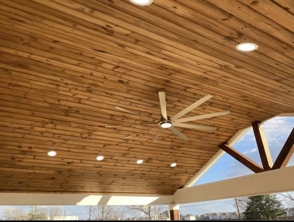 Top-rated residential landscaping for year-round maintenance in Houston, TX by Lone Star Landscape & Patio