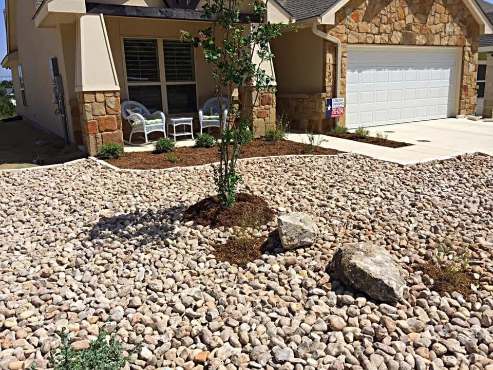 Local landscape design experts serving Kerrville, TX - Lone Star Landscaping