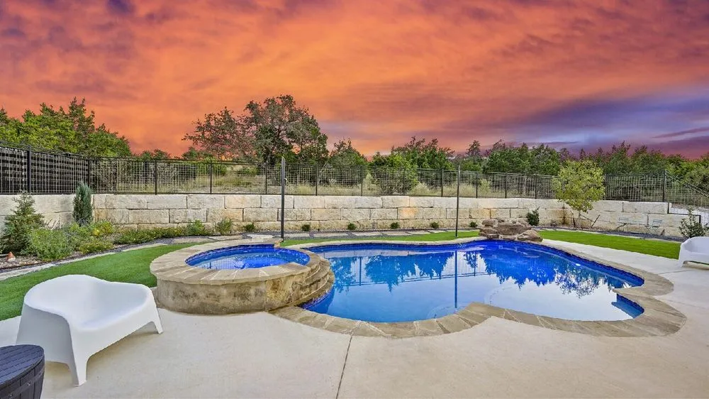 Local landscape installation experts serving San Antonio, TX - Lone Star Landworks