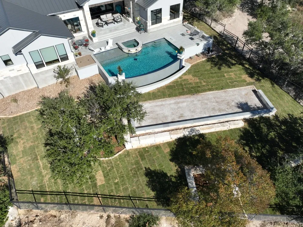 Expert outdoor landscaping experts serving San Antonio, TX - Lone Star Landworks