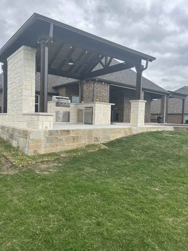 Professional lawn care service with custom design across Keller, TX - Lone Star Outdoor Creations