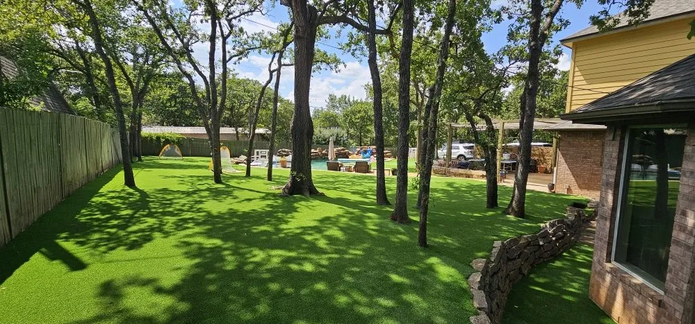 Local outdoor landscaping in Hutchins, TX by Lone Star Paradise Pros