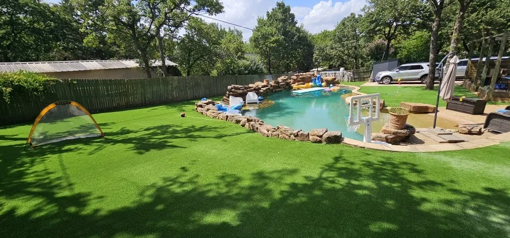Local outdoor landscaping near you across Hutchins, TX - Lone Star Paradise Pros