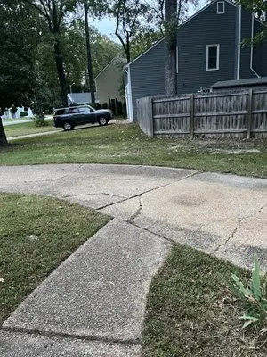 Lone Wolf Lawn and Landscape Logo