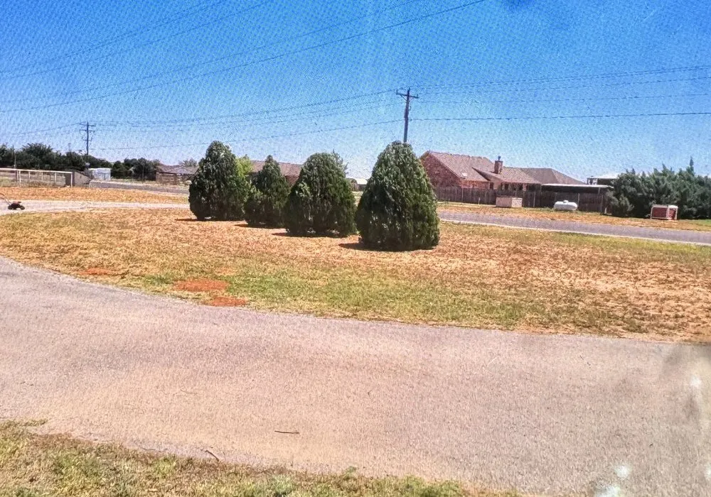 Reliable lawn care service for outdoor upgrades across Midland, TX - LoneOak Lawn Care