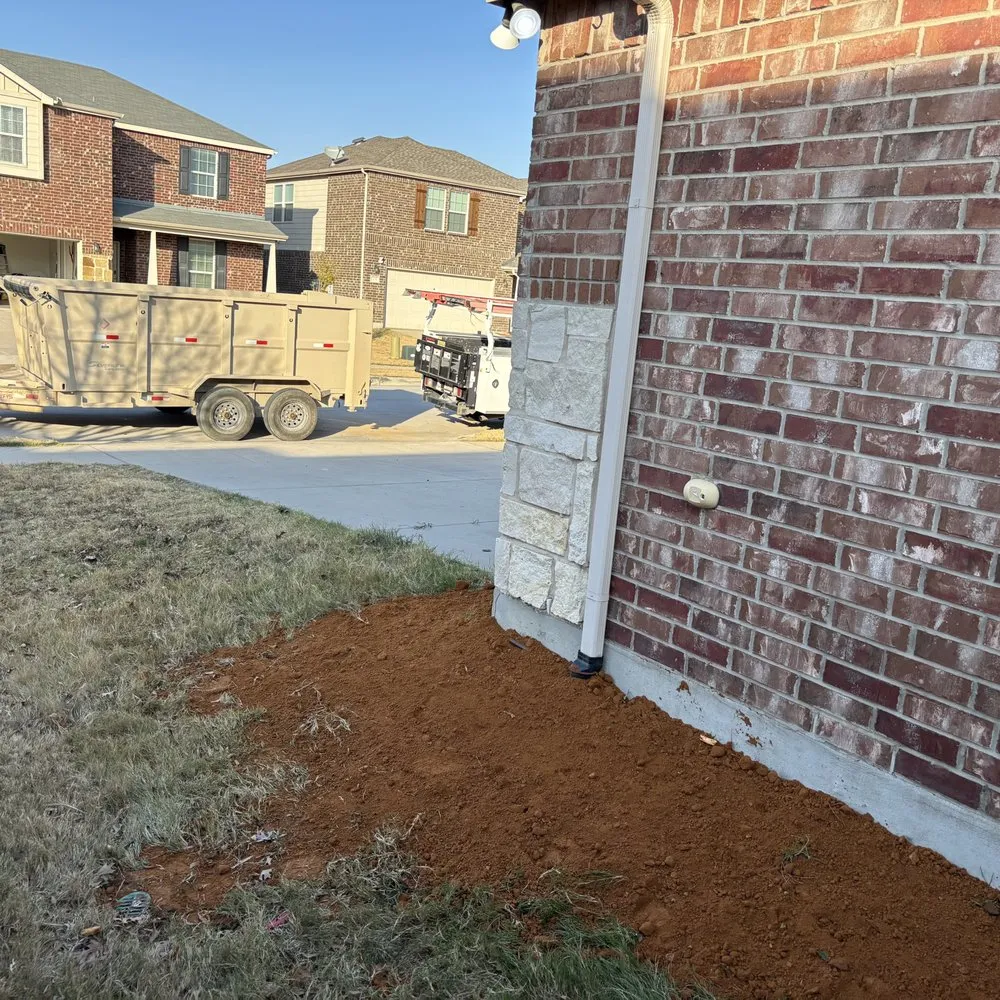 Expert yard cleanup service for homes across Oak Point, TX - Lonestar Elite Landscaping & Turf