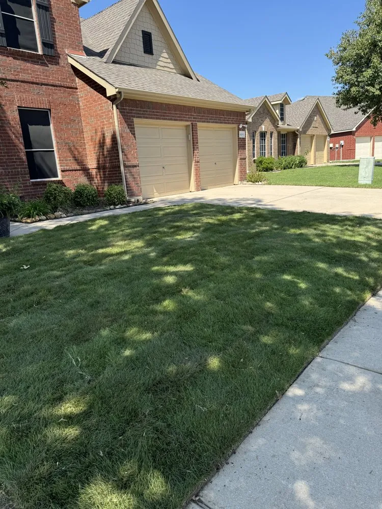 Top-rated outdoor landscaping for beautiful yards in Fort Worth, TX by Lonestar Landscaping & Holiday Lights