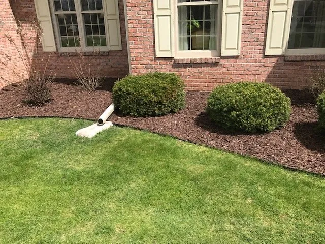 Custom landscaping services for homes in Green Bay, WI by Lonestar Landscaping