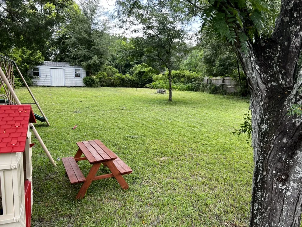 Local landscape installation for year-round maintenance across Live Oak, FL - Lonewolf Landscaping